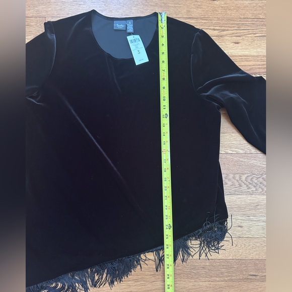 Chico’s Travelers Collection Black Assymetrical Velvet Tunic Top - Size 3 - NWT - Picture 7 of 10